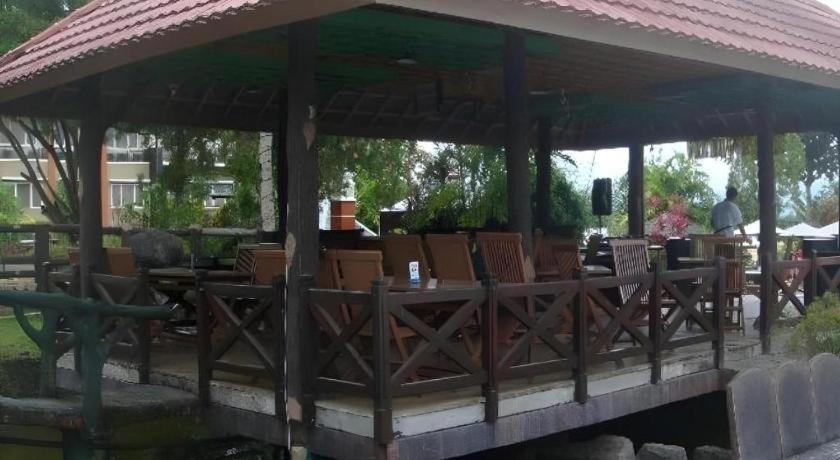 Wonua Monapa Hotel Resort Kendari Kültér fotó