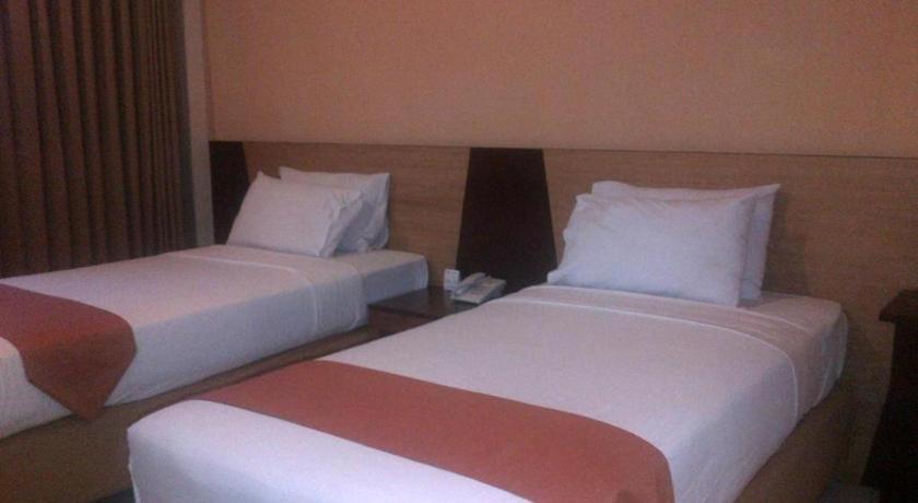 Wonua Monapa Hotel Resort Kendari Kültér fotó